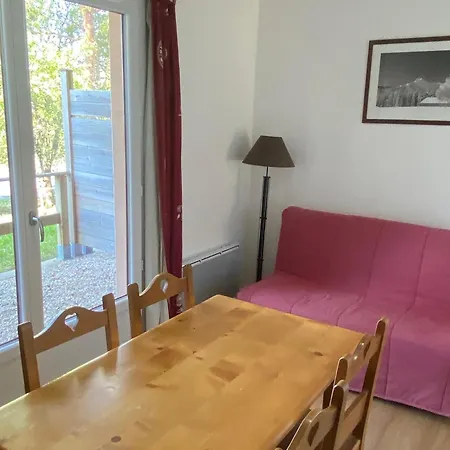 Apartment Avec Terrasse Et Piscine Proche Nature A Super-besse - Fr-1-814-52 *